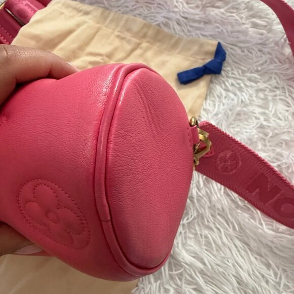 LOUIS VUITTON Calfskin Bubblegram Papillon BB in Dragon Fruit - Picture 7 of 15